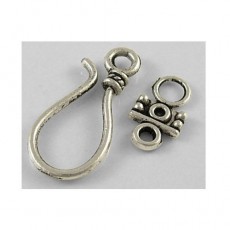 UKRASNA KOPČA ANTIK SREBRNA BOJA