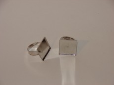 PRSTEN KVADRAT 21x21mm